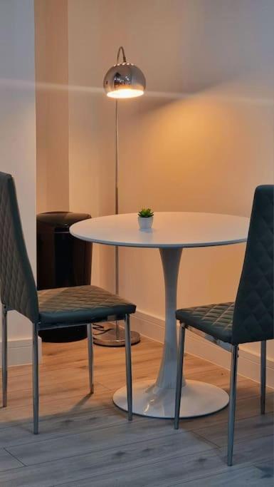 Brand New Collection Of Studios Close To Tube Station ลอนดอน ภายนอก รูปภาพ