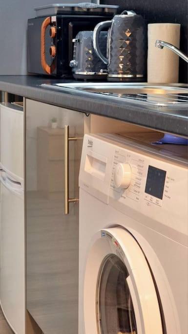 Brand New Collection Of Studios Close To Tube Station ลอนดอน ภายนอก รูปภาพ